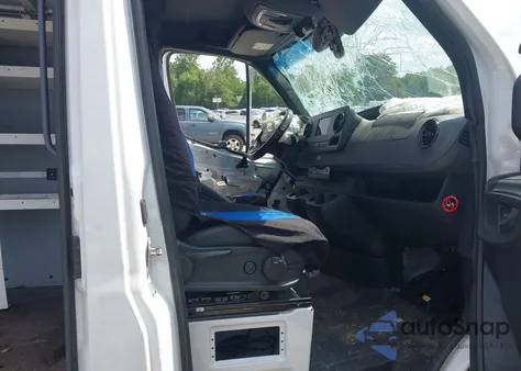 2024 Mercedes-Benz Sprinter 2500 Standard Roof 4-Cyl Diesel Ho from USA, damaged, VIN W1Y4NBHY1RT167113